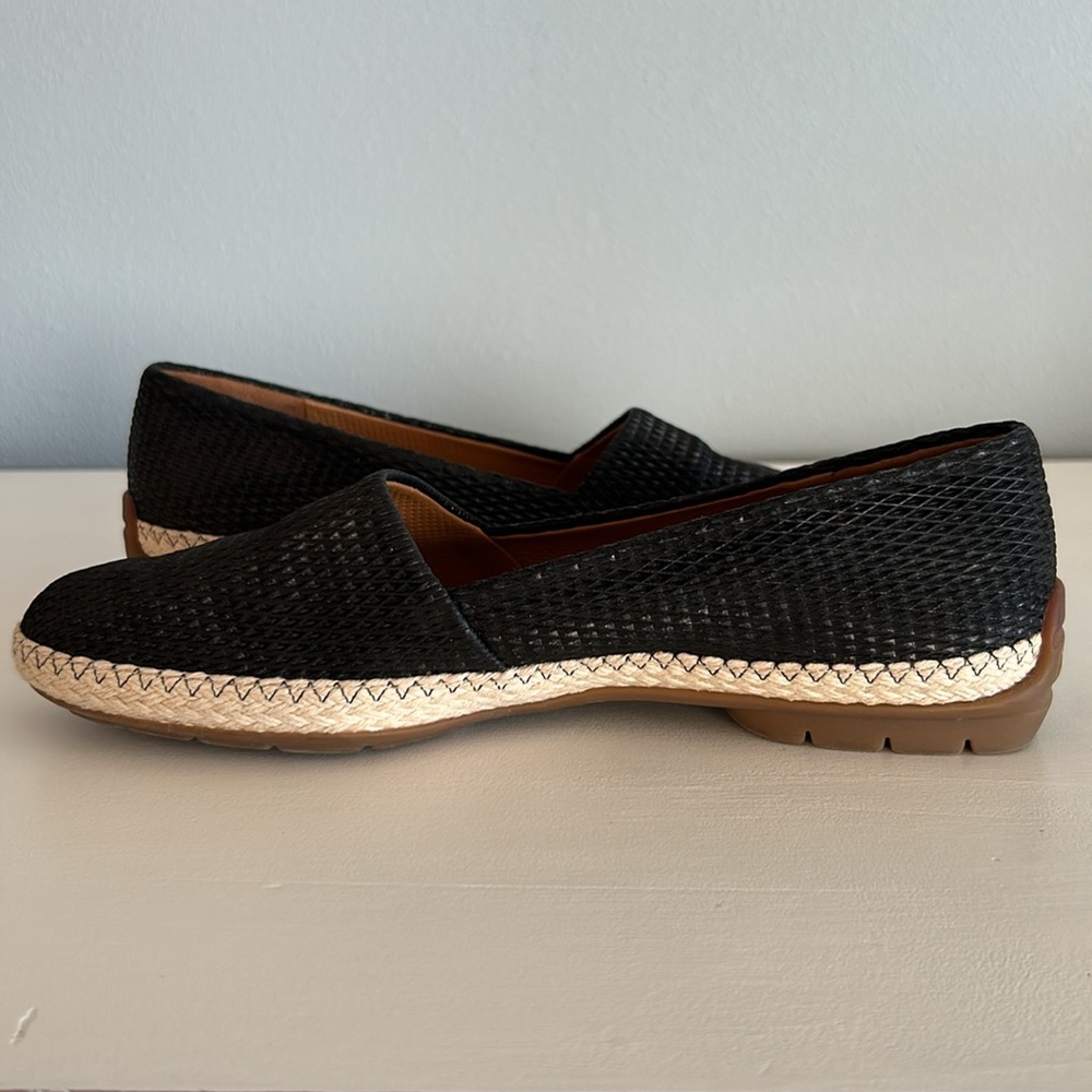 Paul Green •  Layla Leather Espadrille Flats in Black Size 8 US / 37 EU / 5.5 UK - Picture 14 of 15